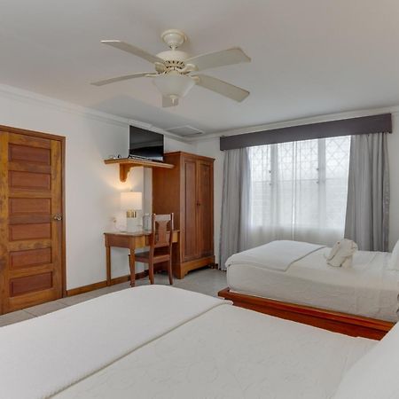 Villa Boscardi Belize City Exteriör bild