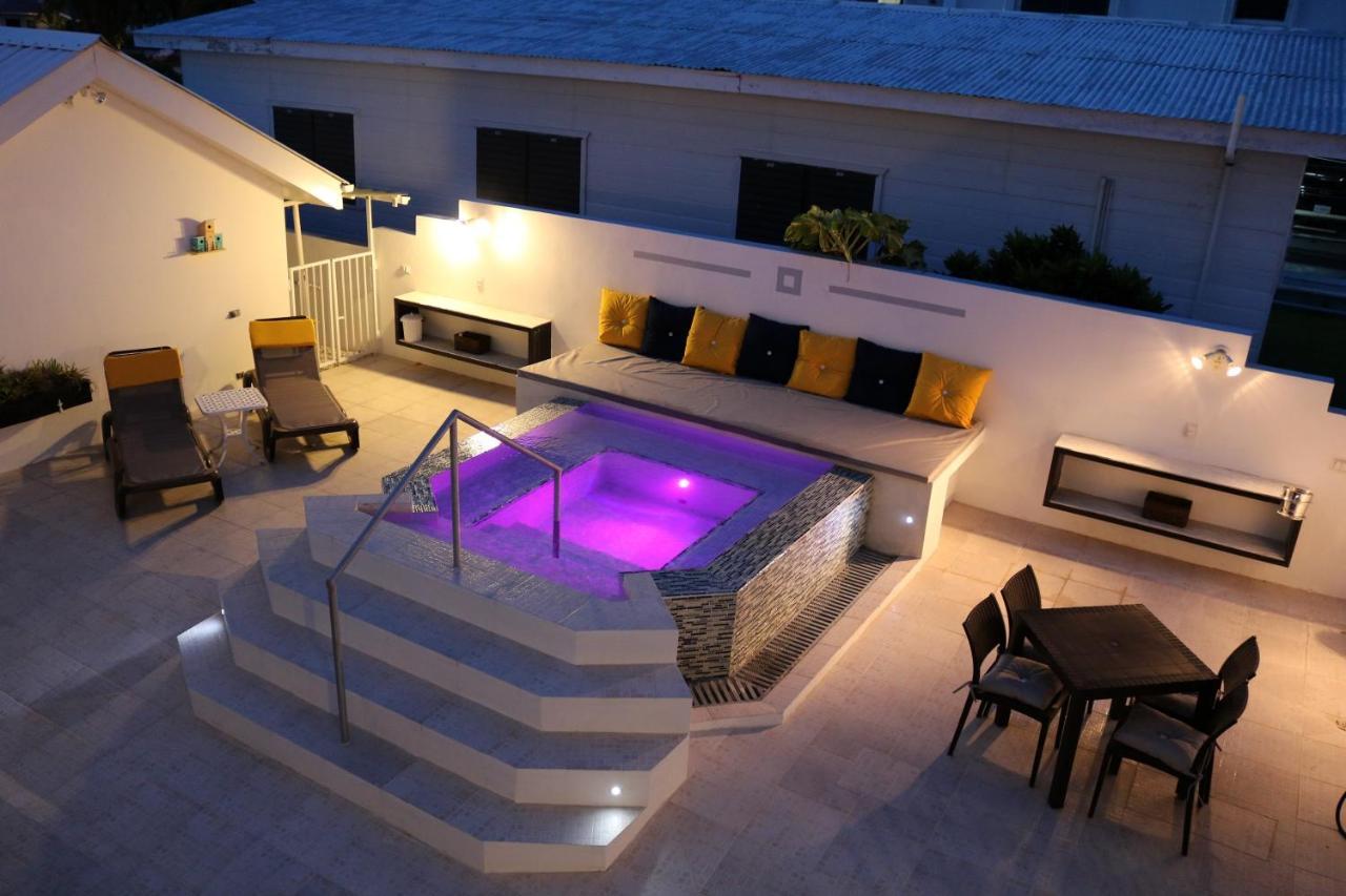 Villa Boscardi Belize City Exteriör bild