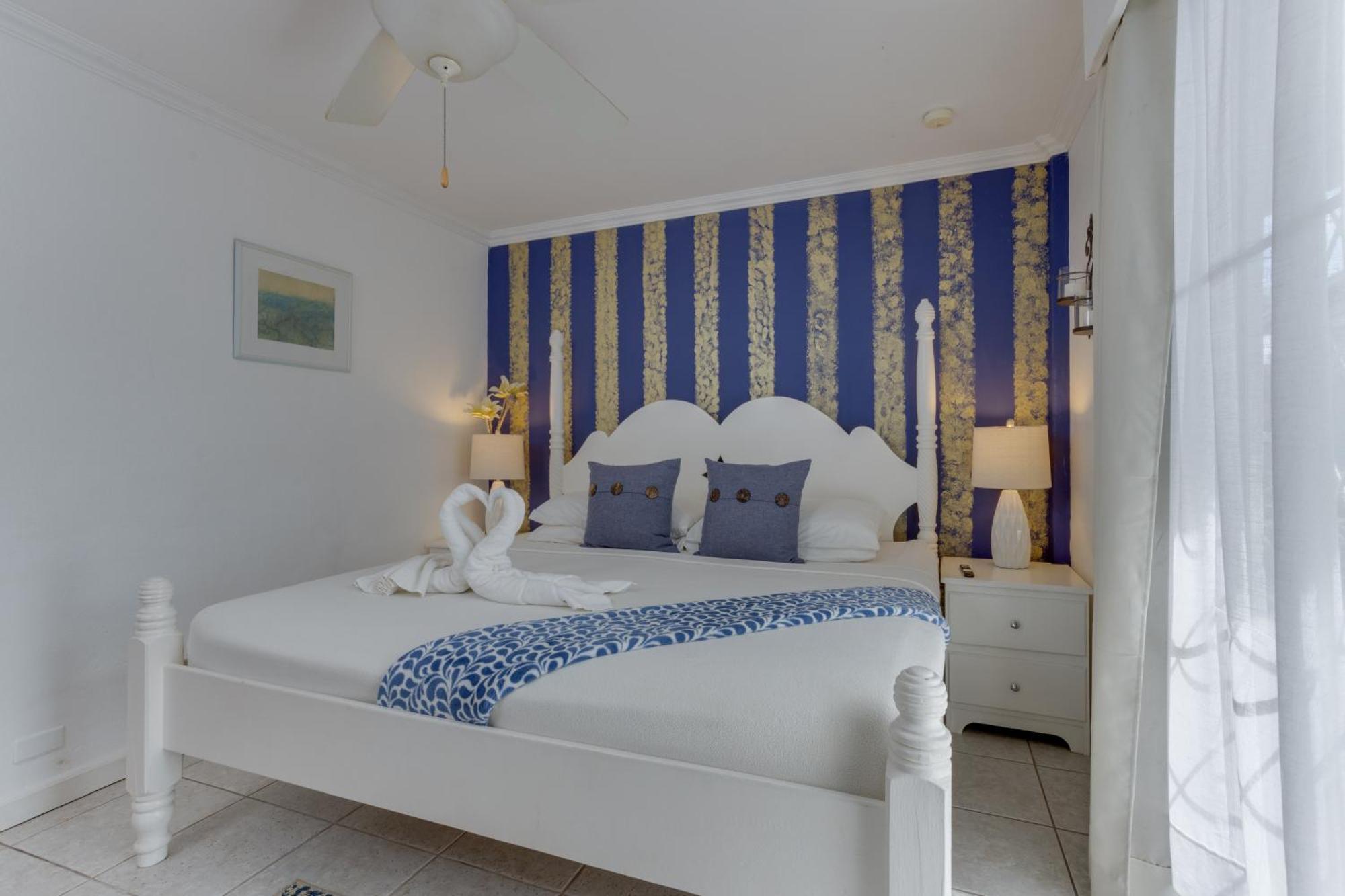 Villa Boscardi Belize City Exteriör bild