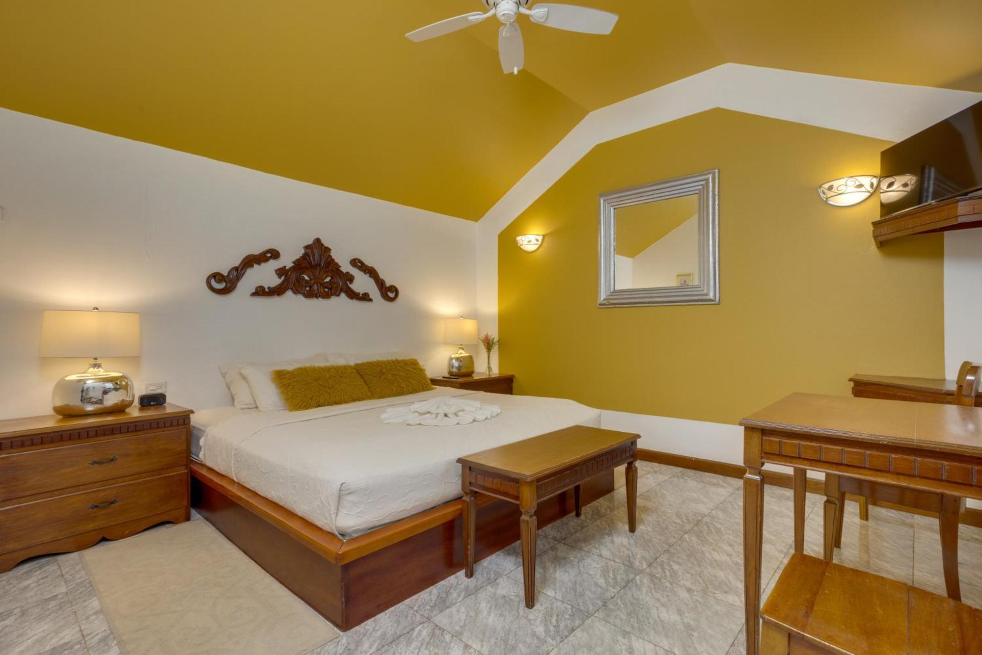 Villa Boscardi Belize City Exteriör bild