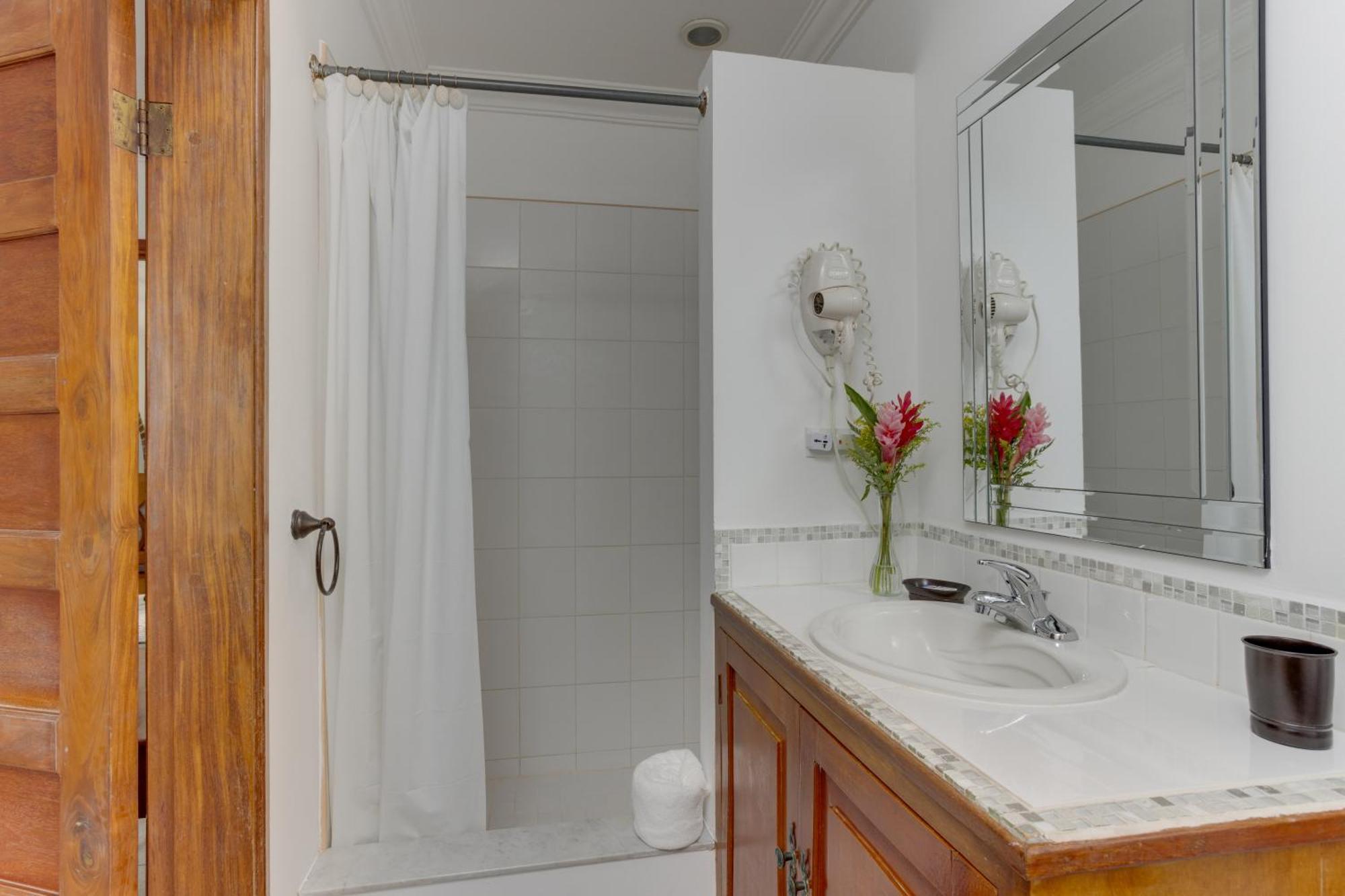 Villa Boscardi Belize City Exteriör bild