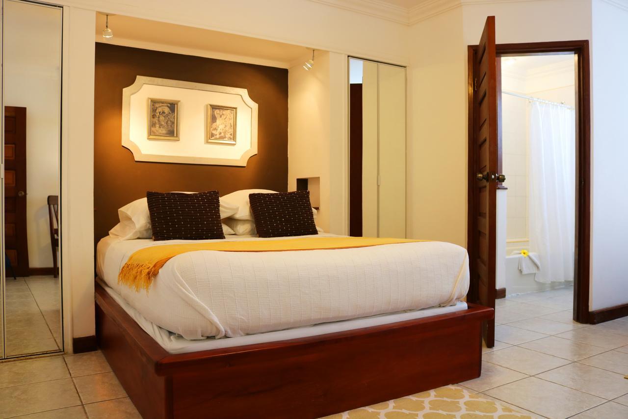 Villa Boscardi Belize City Exteriör bild