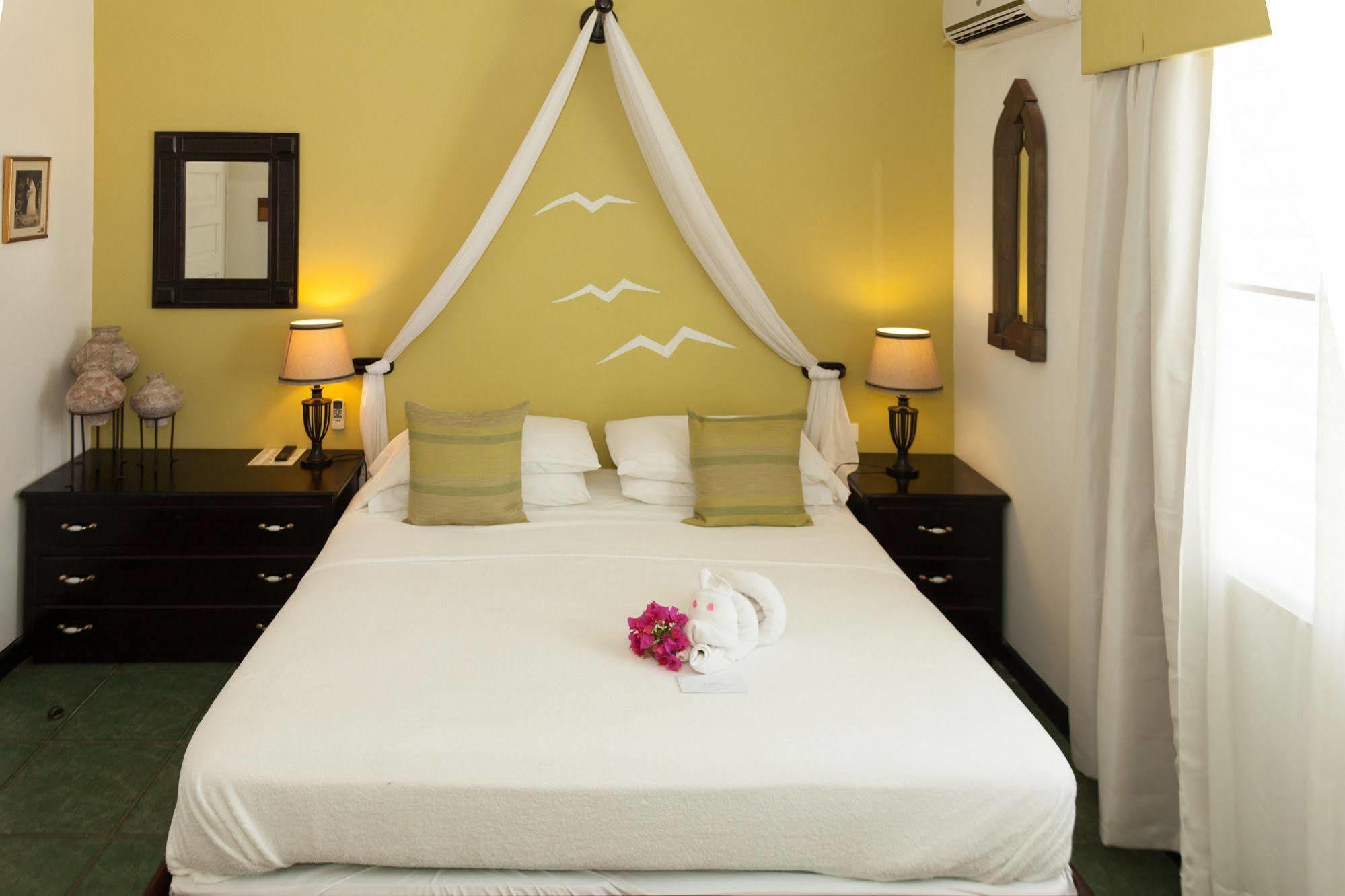 Villa Boscardi Belize City Exteriör bild