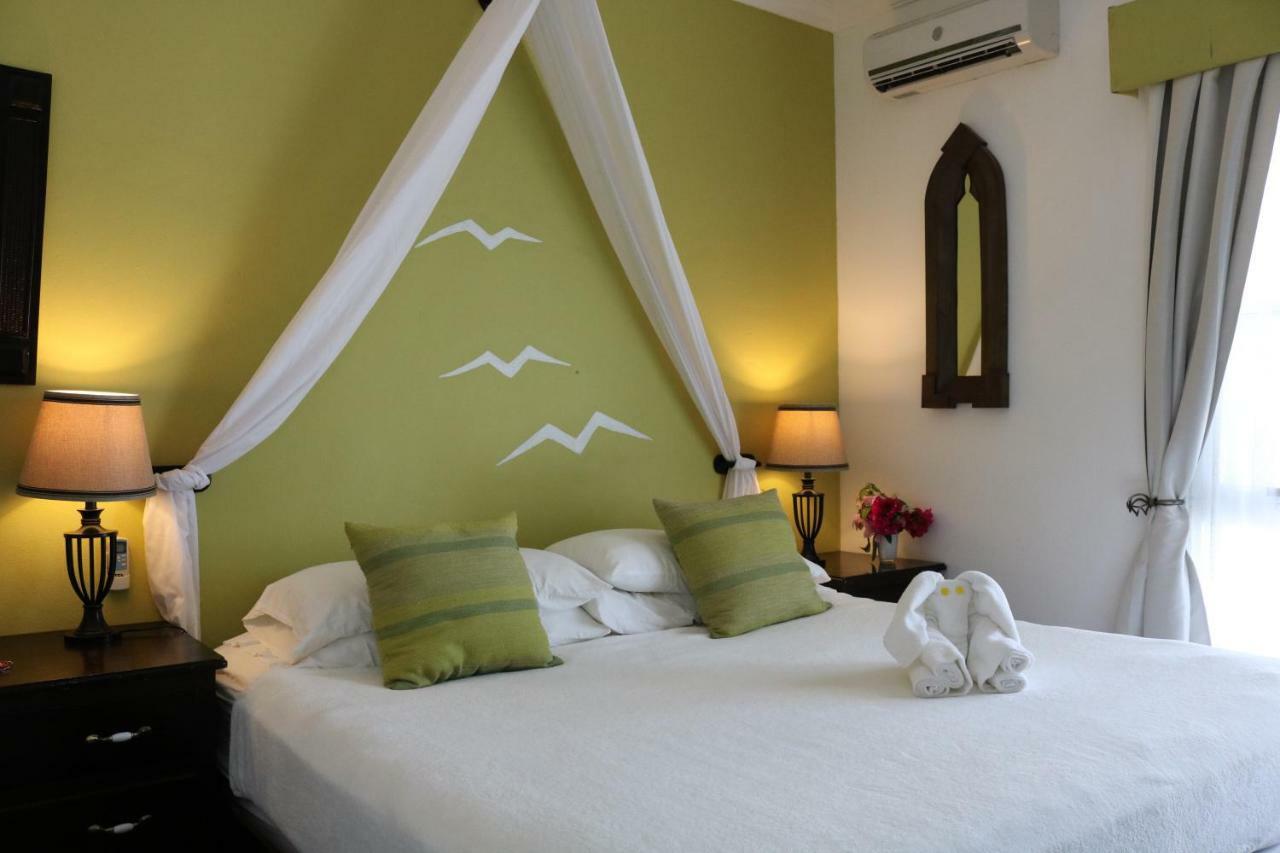 Villa Boscardi Belize City Exteriör bild
